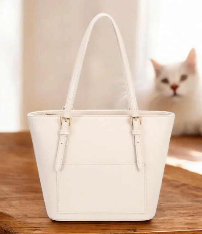 Borsetta bianca elegante, idea regalo raffinata o accessorio personale, disponibile a Varese e provincia